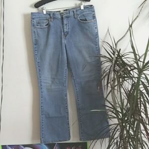Ladies sz 14s Levi jeans